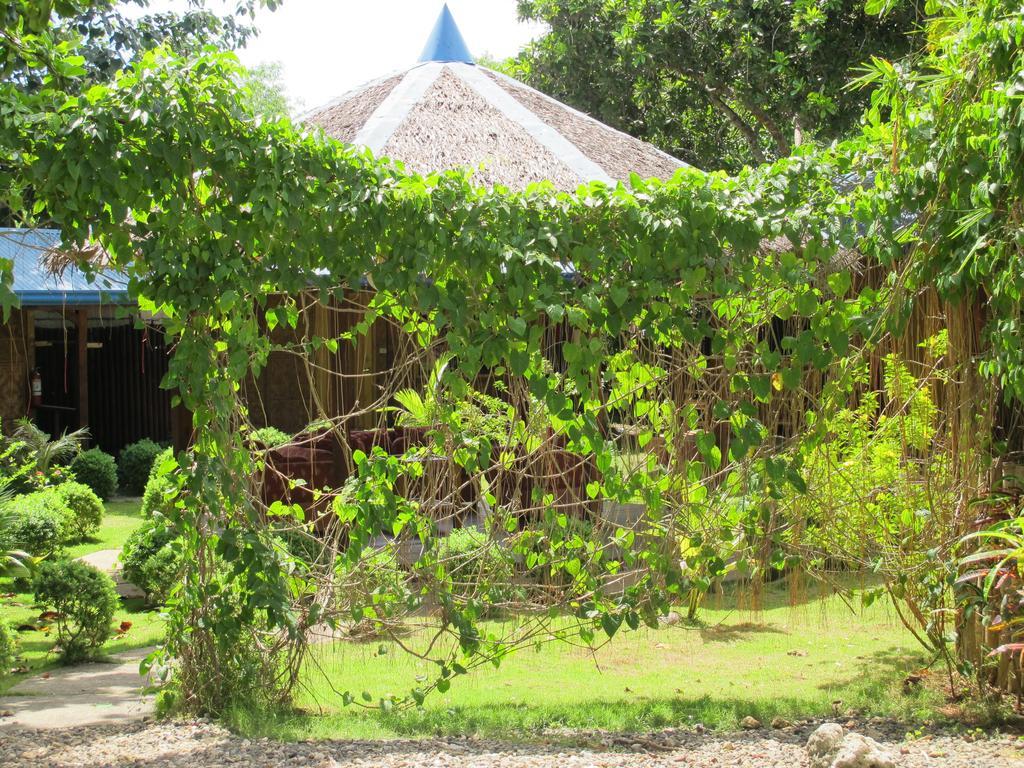 L'Elephant Bleu Cottages & Rooms Panglao Exterior photo